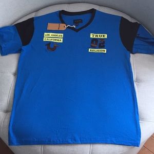 Men’s True Religion logo V-Neck Shirt